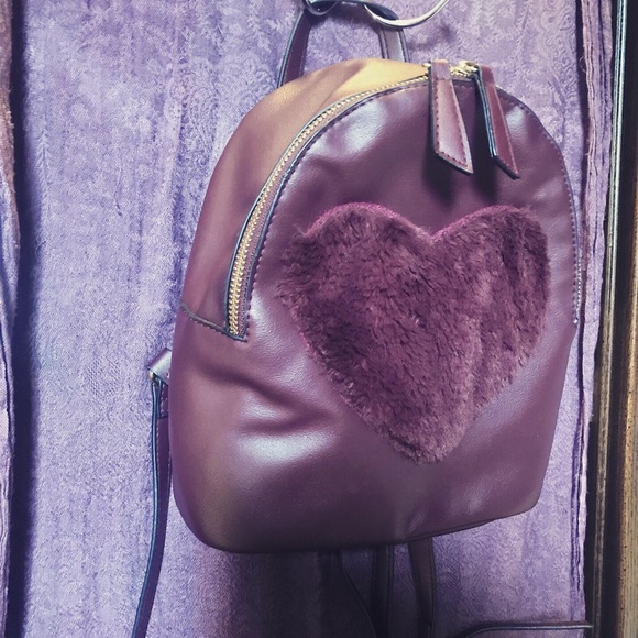 💟 ғᴀᴜx ʟᴇᴀᴛʜᴇʀ ᴍɪɴɪ ʙᴀᴄᴋᴘᴀᴄᴋ💟 - Picture 3 of 7